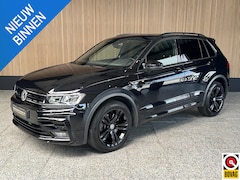 Volkswagen Tiguan - 2.0 TSI 4Motion Highline Business R Black Edition | Carplay | Stoelverwarming