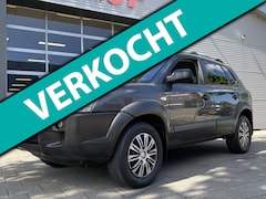 Hyundai Tucson - 2.0i Dynamic - Airco I Comfort pakket I Trekhaak I APK 01-2026