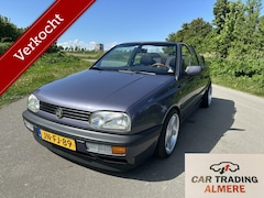 Volkswagen Golf Cabriolet - 1.8