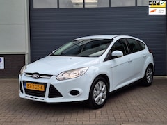 Ford Focus - | 1.0 EcoBoost Lease Trend | Airco | Parkeer sensoren | Nieuwe distributieriem | Cruise co