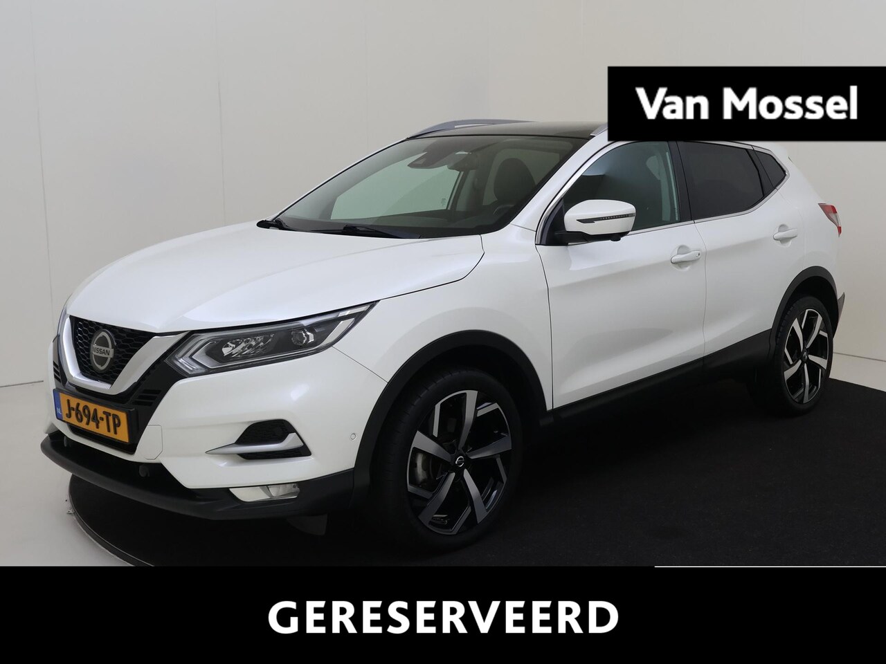 Nissan Qashqai - 1.3 DIG-T Tekna | Panoramadak | Camera's rondom | Super kmstand! | Trekhaak - AutoWereld.nl