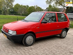 Fiat Uno - 1.0 45 S i.e, 17000km, geheel in nieuwstaat, door dealer ooit weggezet