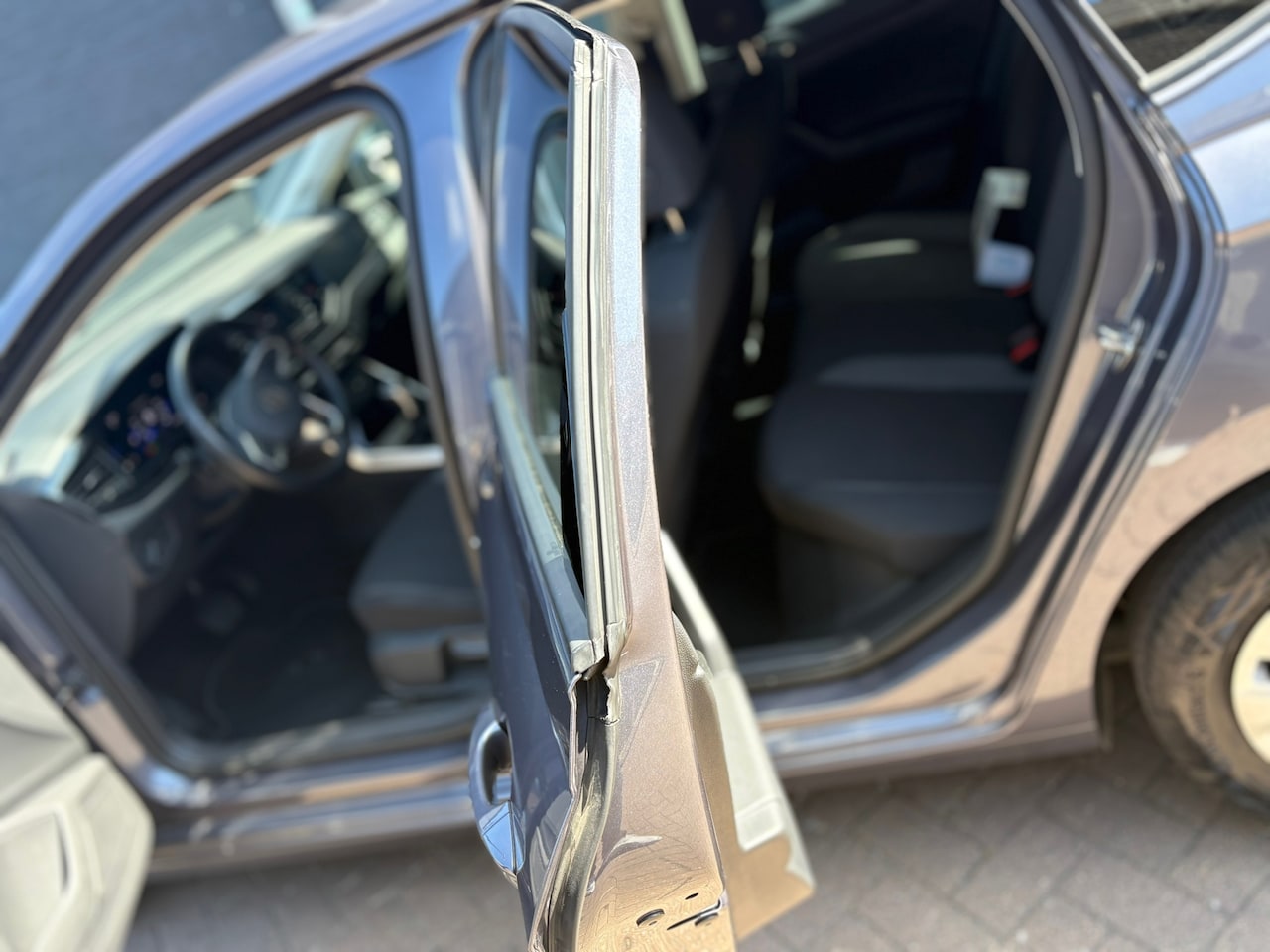 Volkswagen Polo - 1.0 TSI Life Business 1.0 TSI Life Business - AutoWereld.nl