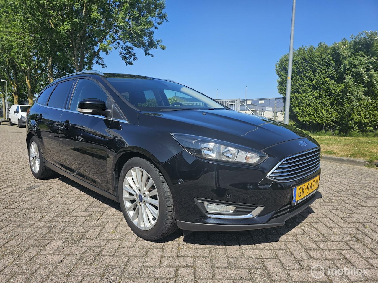 Ford Focus Wagon - 1.0 Titanium Edition 1.0 Titanium Edition - AutoWereld.nl