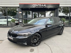 BMW 5-serie Touring - 520i High Executive LCI 184PK|Navi|Camera|Carplay|Stoelverwarming|Cruise Control