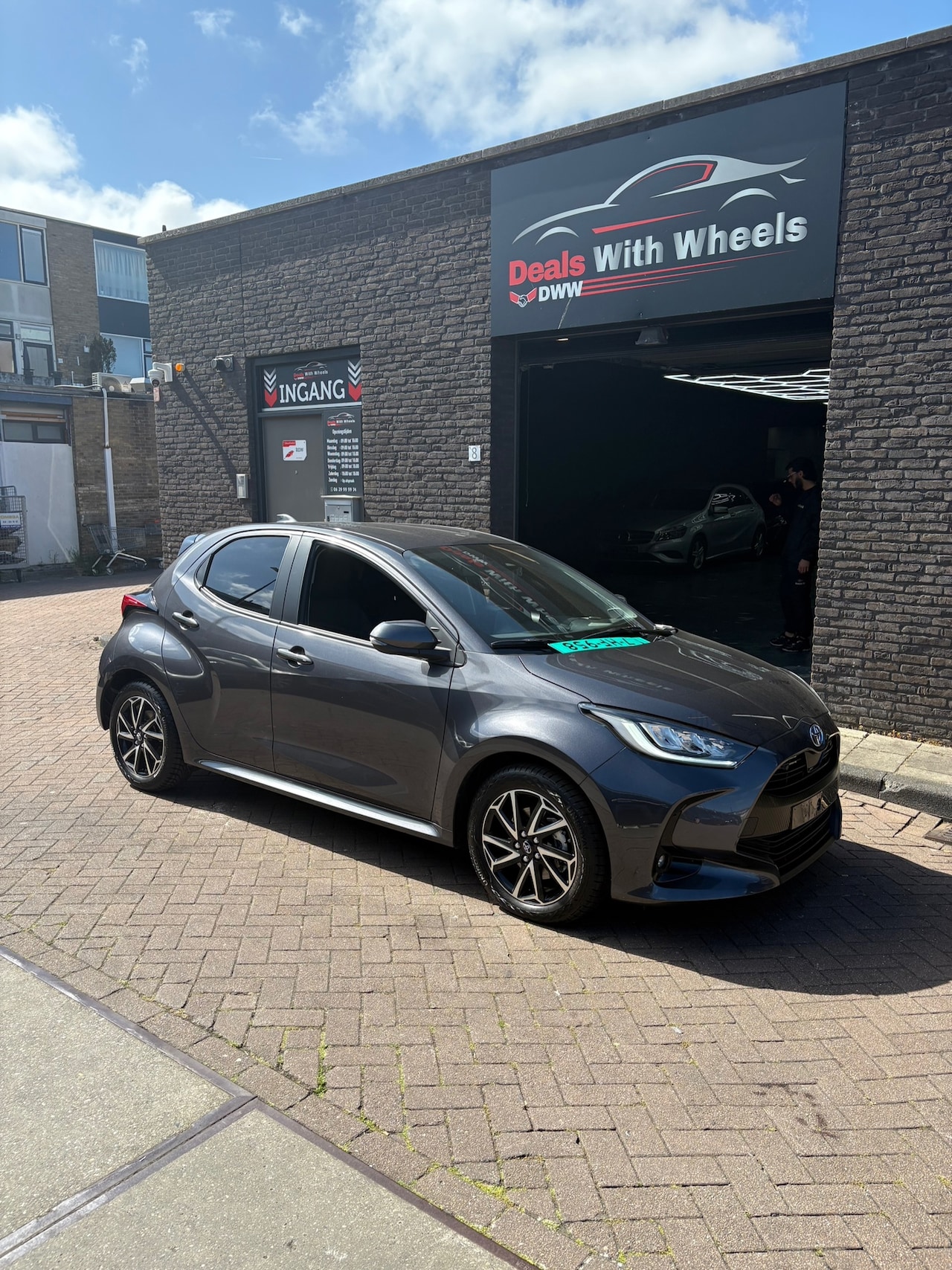 Toyota Yaris - 1.5 Hybrid 115 First Edition - AutoWereld.nl