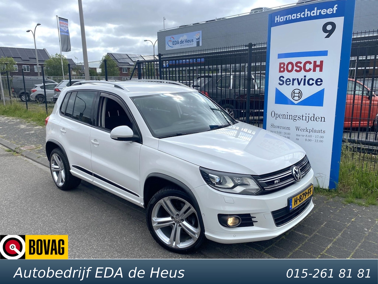 Volkswagen Tiguan - 1.4 TSI Sport&Style R-line Edition met o.a. 19", bi-xenon, 3x R-Line, standkachel, etc. - AutoWereld.nl