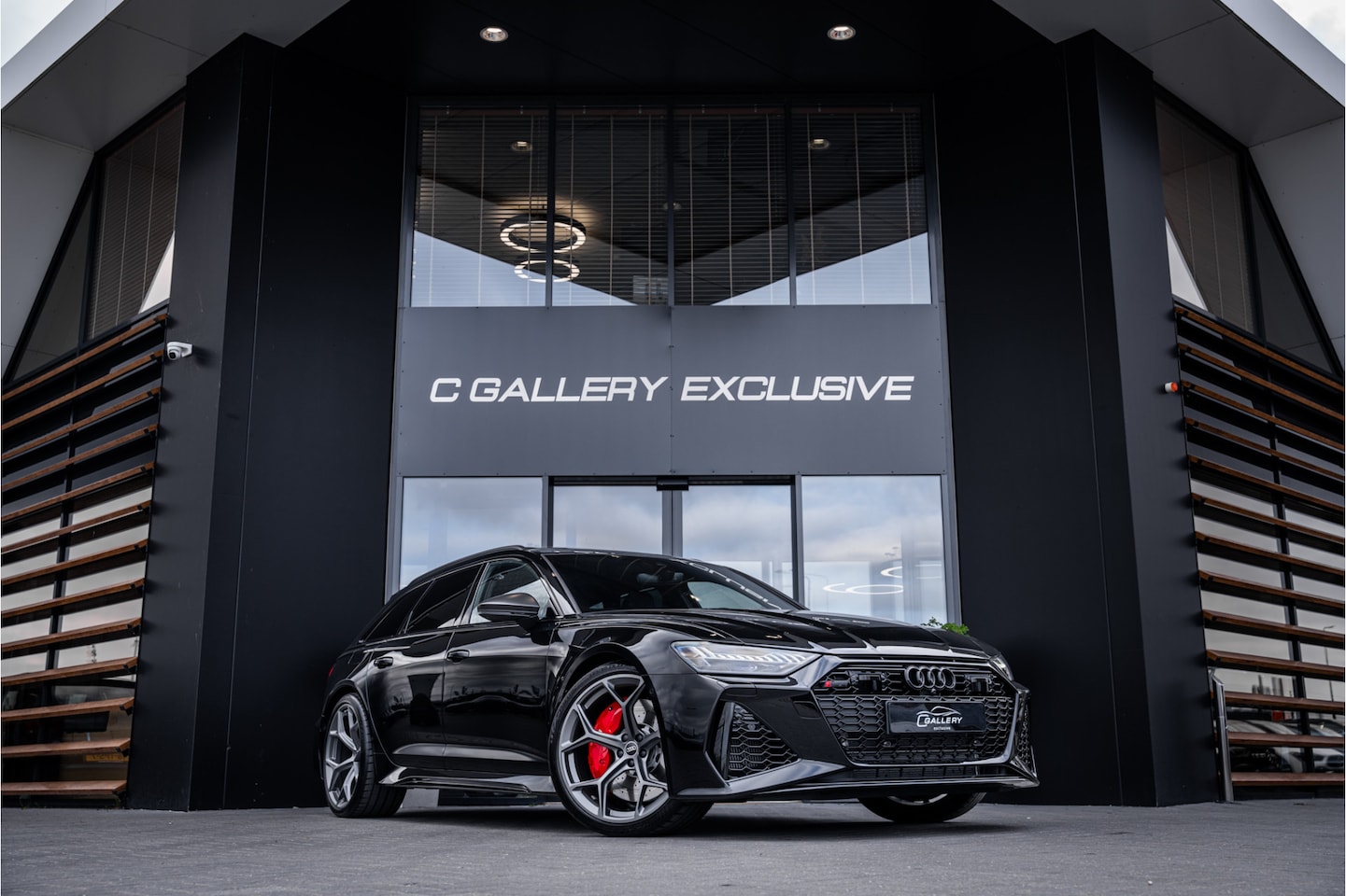 Audi RS6 - Avant TFSI quattro performance 630PK - Panorama | Carbon | B&O | Stoelkoeling - AutoWereld.nl