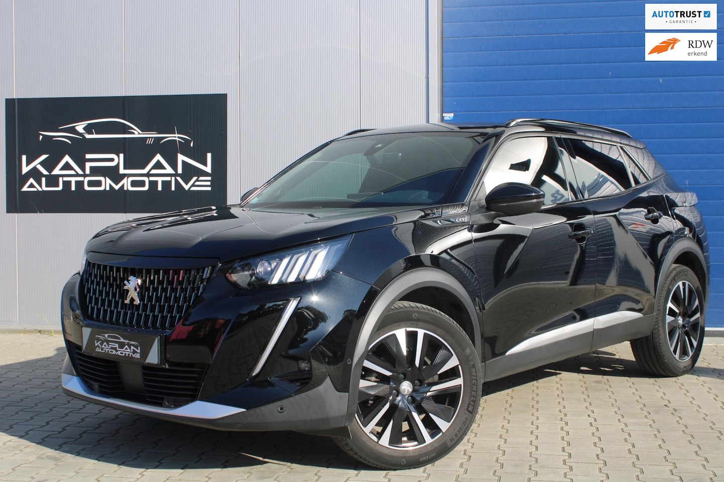 Peugeot 2008 - 1.2 GT 155PK Leer ACC Lane Assist Stoelverw 360 Cam Garantie CarPlay - AutoWereld.nl