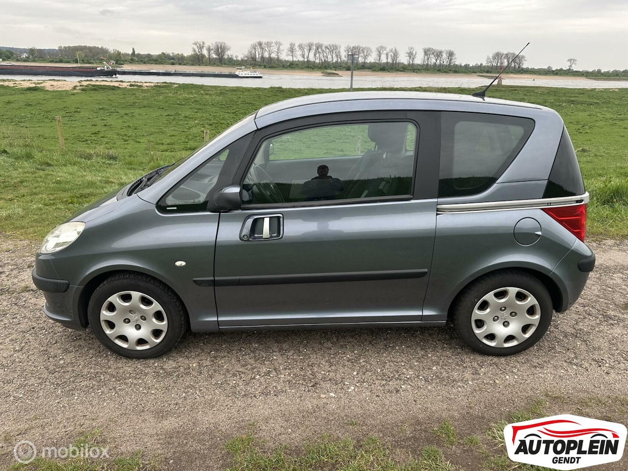 Peugeot 1007 - 1.6-16V Sesam Sporty NWE KOPPELING! - AutoWereld.nl