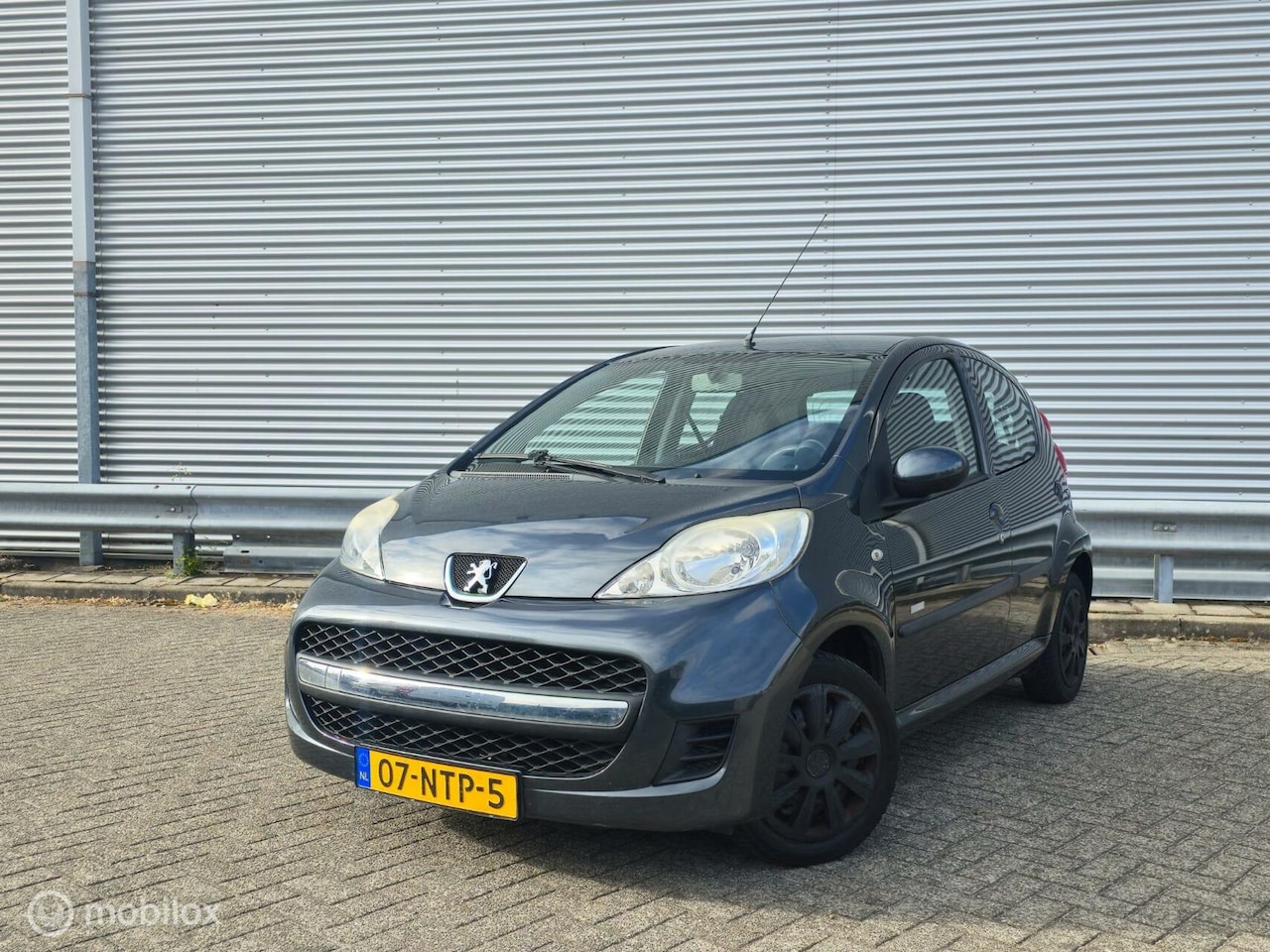 Peugeot 107 - 1.0-12V Millesim 200 | Airco | NAP - AutoWereld.nl