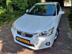 Lexus CT 200h - Luxury Line Xenon/Schuifdak/Mark Levinson