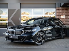 BMW 5-serie Touring - 530e xDrive M Sport | Trekhaak | Head-Up | 360° camera | Keyless entry | Adapt. led |