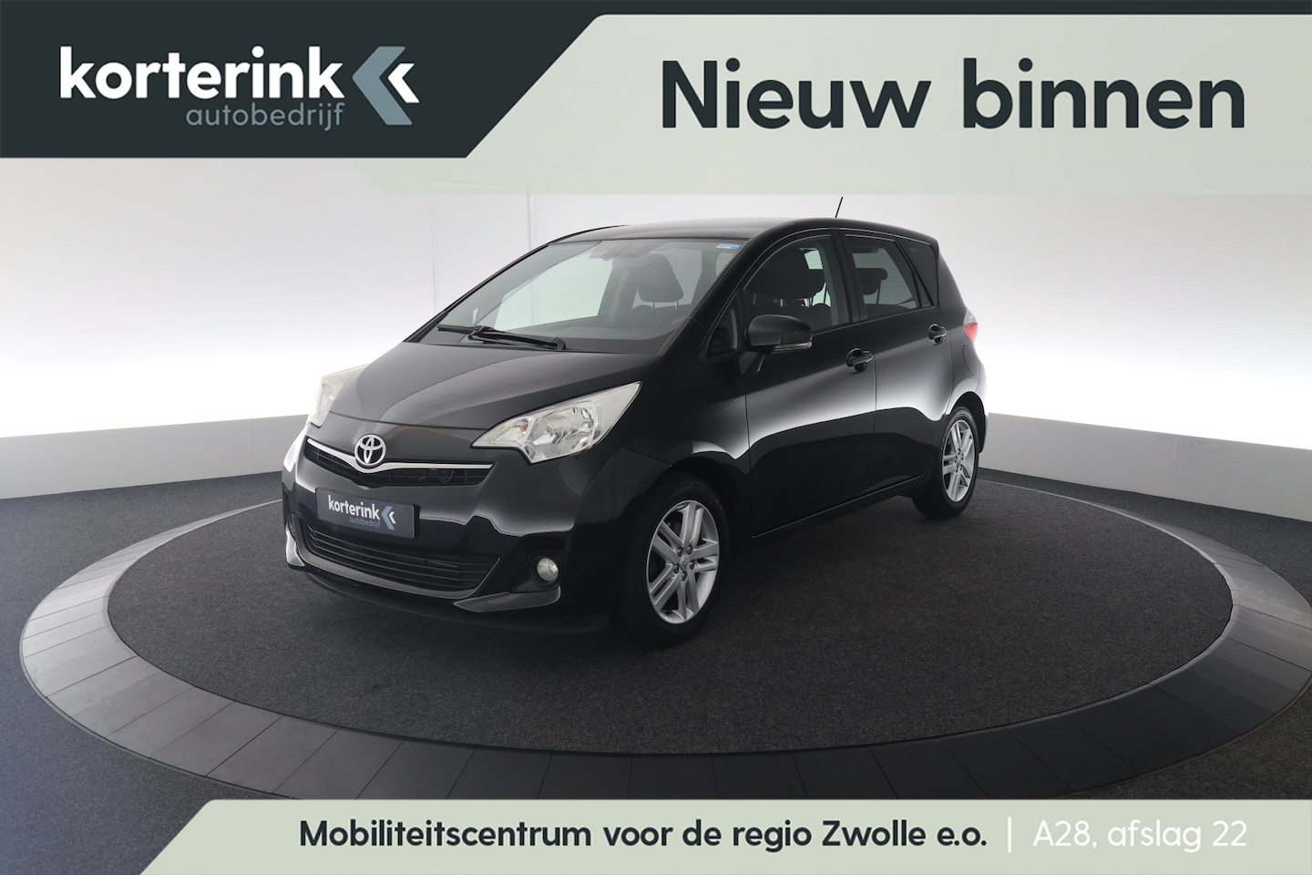 Toyota Verso S - 1.3 VVT-i Dynamic | Trekhaak | Pano - AutoWereld.nl
