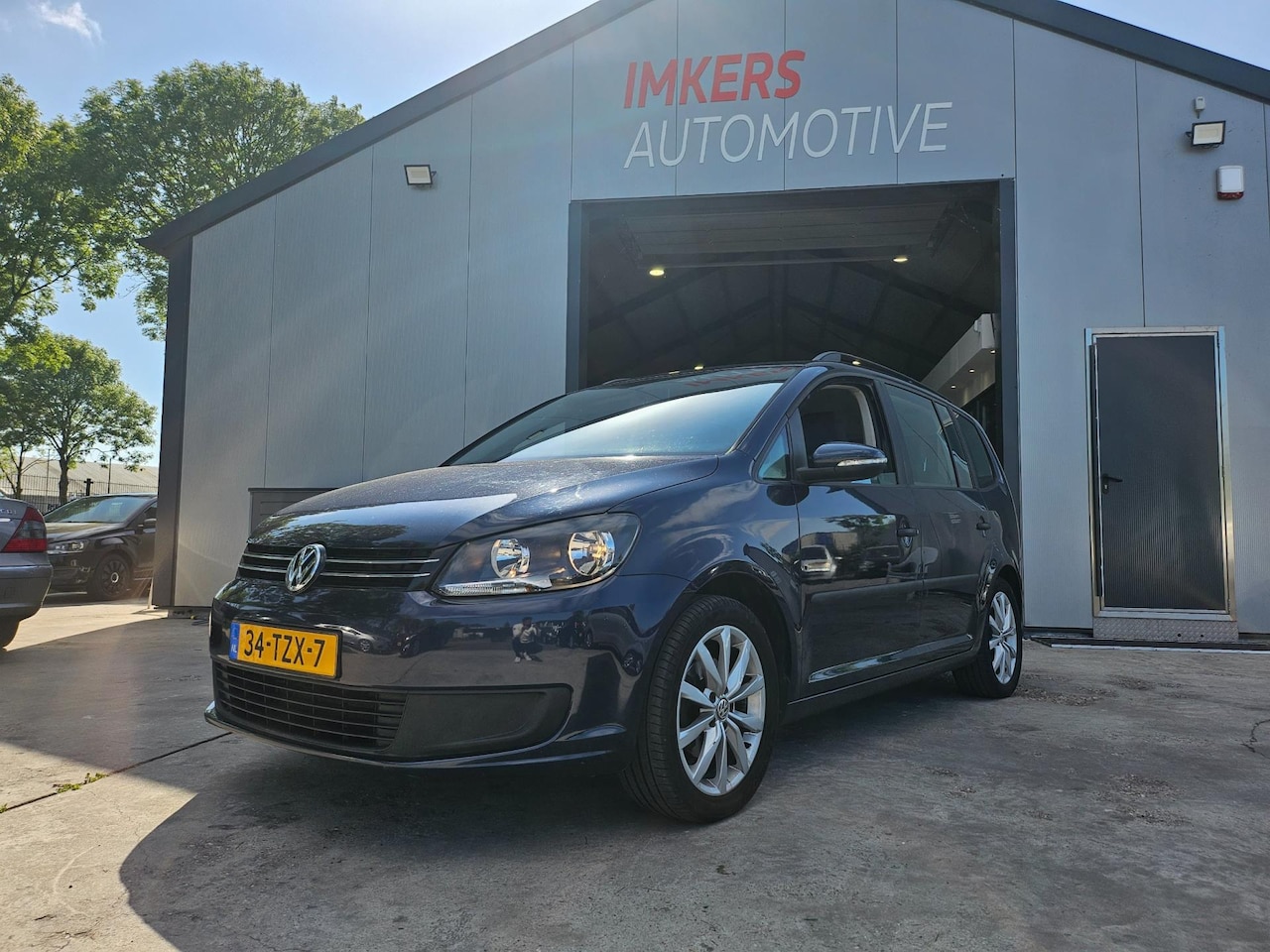 Volkswagen Touran - 1.6 TDI Trendline BlueMotion 1.6 TDI Trendline BlueMotion - AutoWereld.nl