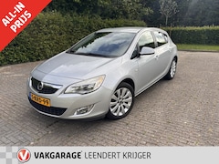 Opel Astra - 1.4 Turbo Cosmo