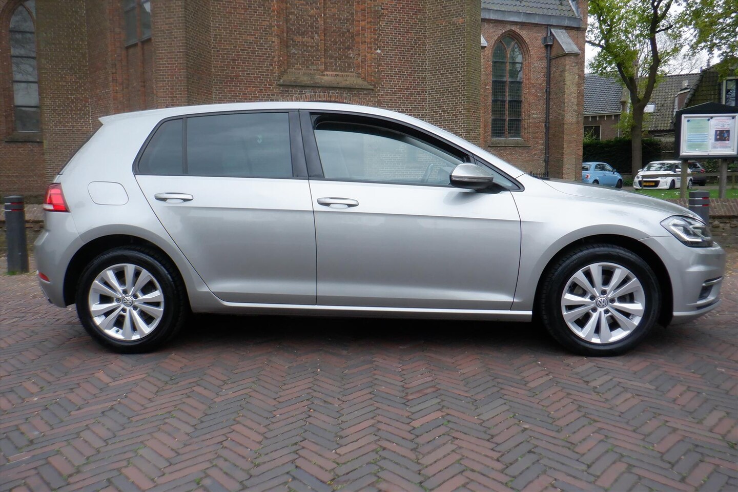 Volkswagen Golf - Vii 1.4 TSI 125pk 7-DSG 5D Com.PDC v+a STOELVERW. RIJKLAAR INCL.BOVAG - AutoWereld.nl