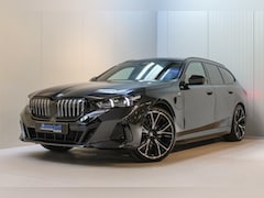 BMW 5-serie Touring - 530e PANO | TREKH | HUD