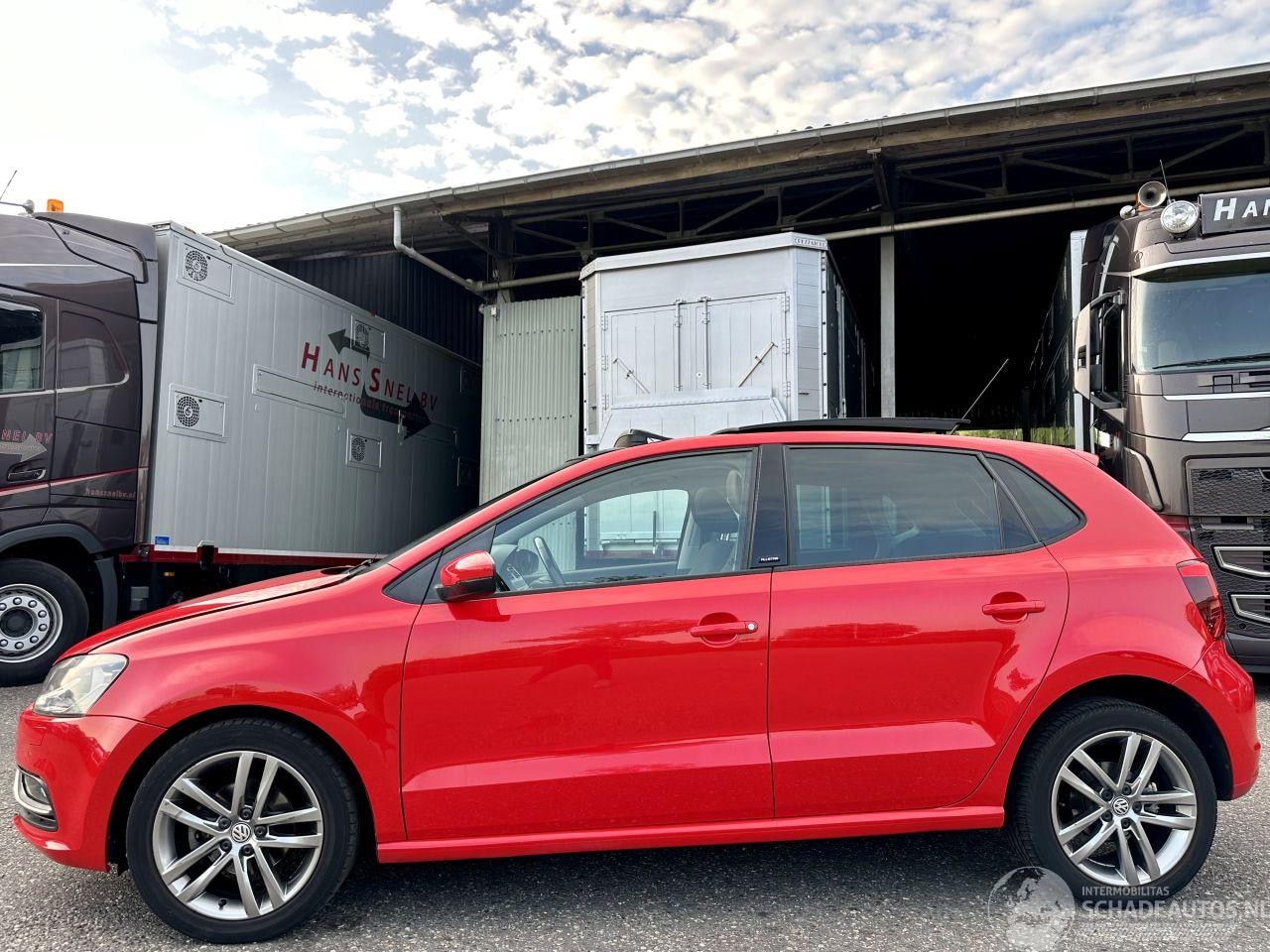 Volkswagen Polo - 1.2 TSI 90pk Allstar 5drs - pano - 38dkm - facelift - pdc v+a - clima - cruise - privacy g - AutoWereld.nl