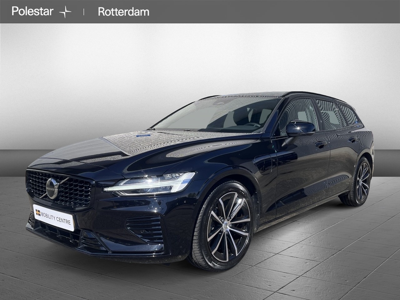 Volvo V60 - T6 AWD Plus Dark | Panoramadak | Leder | Memory | Trekhaak - AutoWereld.nl