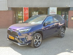Toyota RAV4 - 2.5 Plug-in Hybrid AWD BI-TONE PLUS PANO-DAK LEDER JBL-AUDIO HEAD-UP STOELKOELING/VERW 360