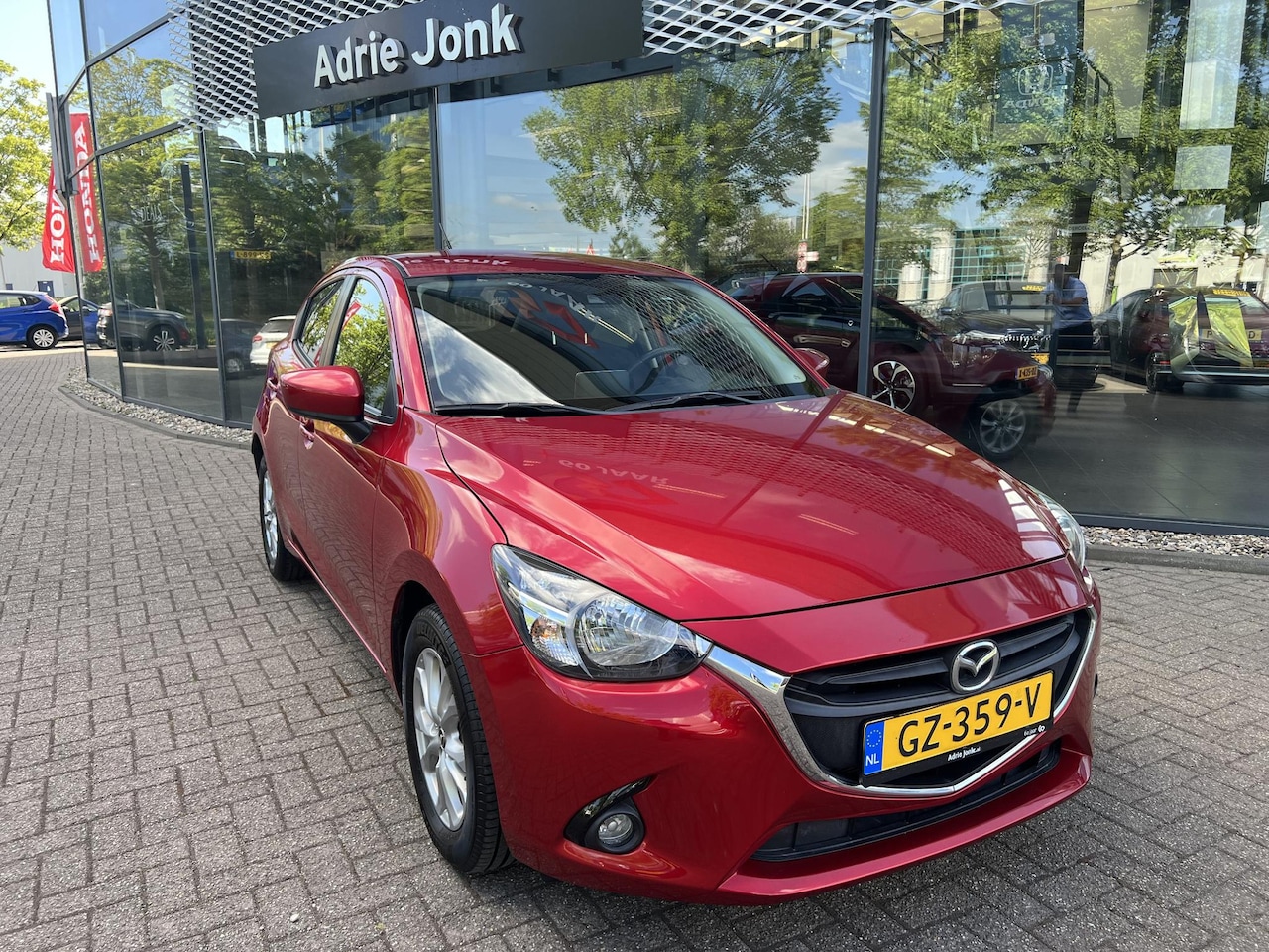 Mazda 2 - 1.5 Skyactiv-G Skylease+ | AIRCO | NAVIGATIE | CRUISE CONTROL | PARKEERSENSOREN | BLEUTOOT - AutoWereld.nl