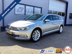 Volkswagen Passat Variant - 2.0 TDI Highline Automaat, Nieuwe distributie, Trehaak, lm velgen, airco automatisch, comf