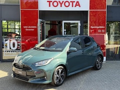 Toyota Yaris - 1.5 Hybrid 115 Dynamic COMFORT PACK KEYLESS BLIND SPOT LM NAVI LED NIEUW UIT VOORRAAD LEVE