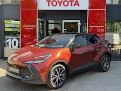 Toyota C-HR - 2.0 Plug-in Hybrid 220 Dynamic STOEL/STUUR VERWARMING NAVI LED APPLE/ANDOID AUTO NIEUW UIT