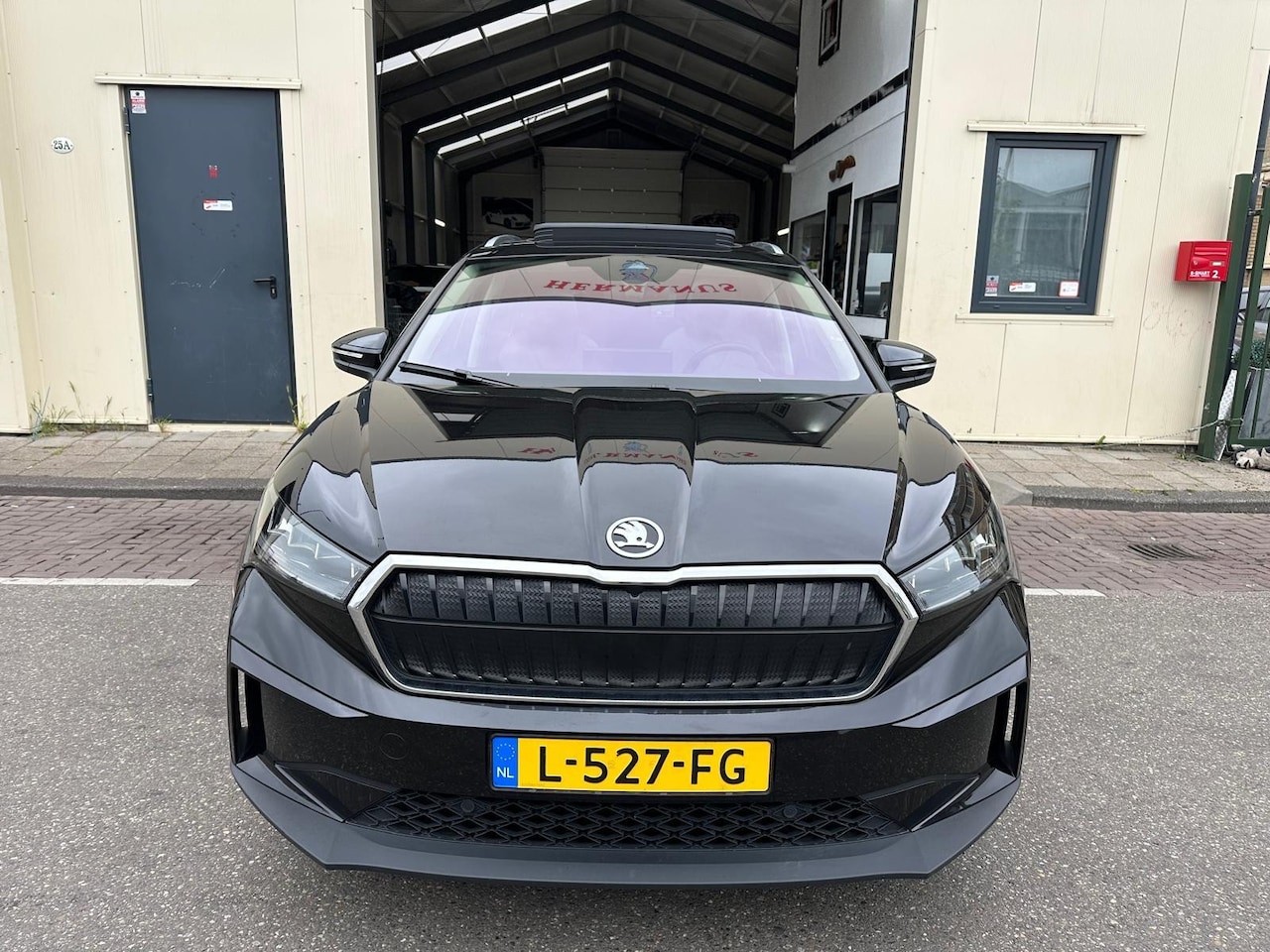 Skoda Enyaq iV - 60 Pano Camera 17999 netto - AutoWereld.nl