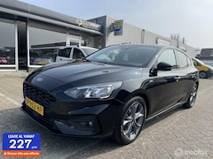 Ford Focus - 1.0 Eco Hybrid ST Line, prachtige staat