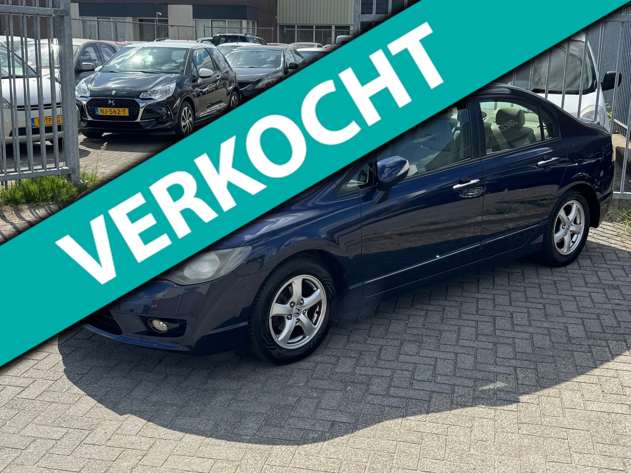 Honda Civic - 1.3 Hybrid AUTOMAAT NL AUTO NAP! Airco l Stoelverwarming l Cruise l PDC l Trekhaak! PERFEC - AutoWereld.nl