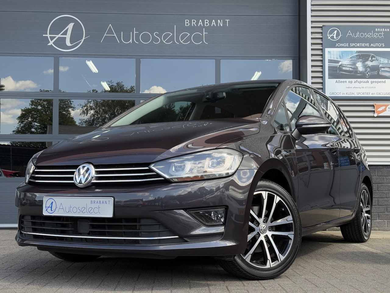 Volkswagen Golf Sportsvan - 1.4 TSI Comfortline Automaat Airco Navi Cruise.ctrl - AutoWereld.nl
