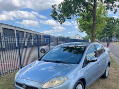 Fiat Bravo - 1.4 Dynamic 2007 APK Nieuw AIRCO