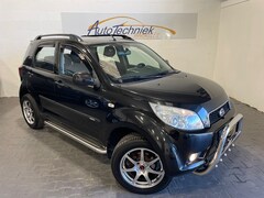 Daihatsu Terios - 1.5-16v 2WD *Airco*NL-Auto*Trekhaak