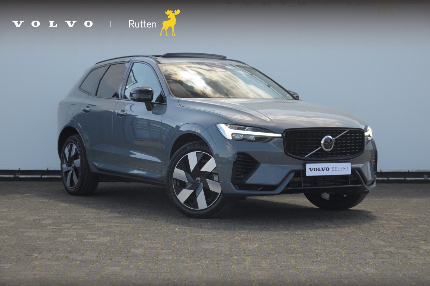 Volvo XC60 - T8 455PK Automaat AWD Plus Dark 360 camera / Harman kardon audio / elektrisch bedienbare v - AutoWereld.nl