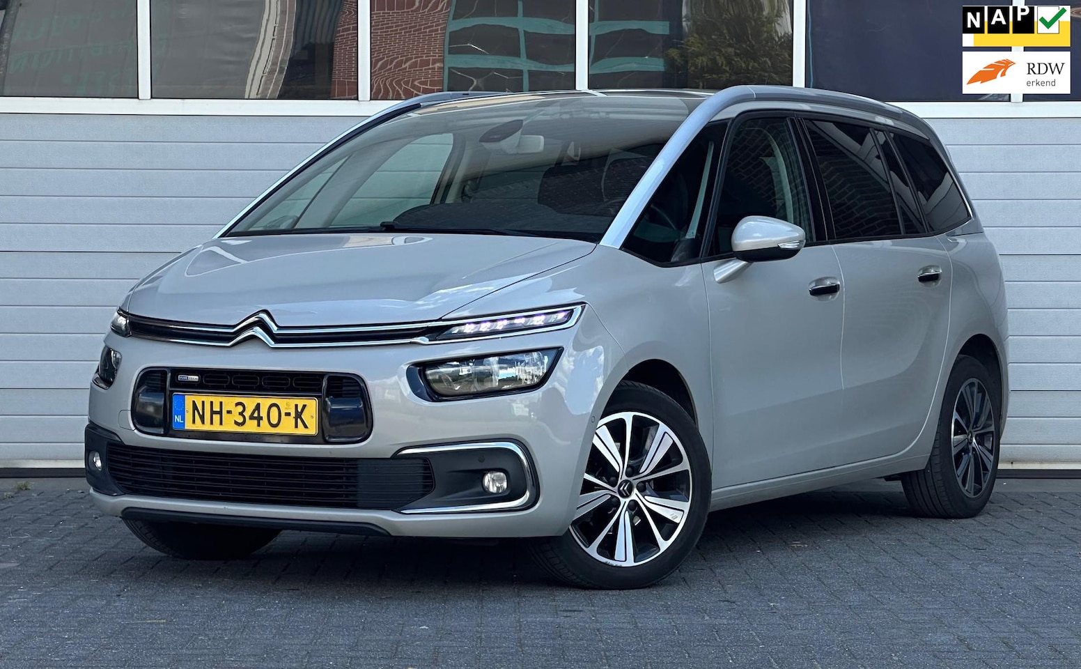 Citroën Grand C4 Picasso - 1.2 130pk PureTech Business 7zitter - AutoWereld.nl