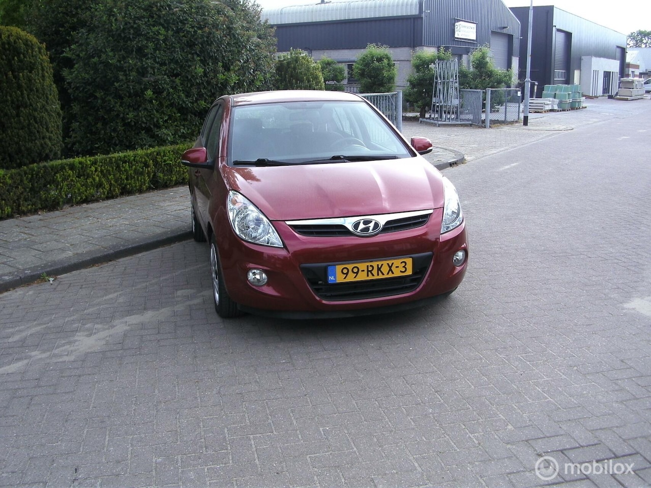 Hyundai i20 - 1.2i Business Edition 109738km nap boekjes kompl - AutoWereld.nl