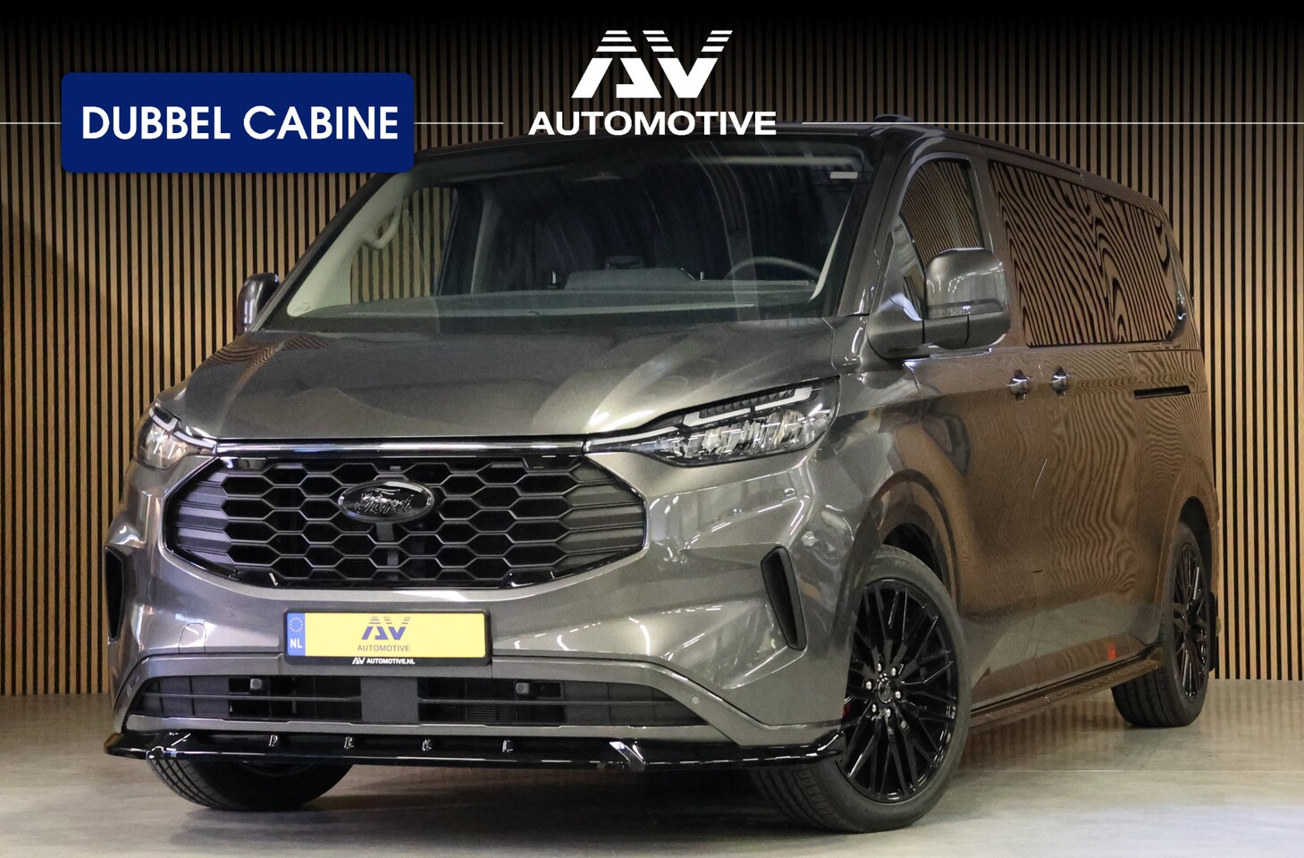 Ford Transit Custom - 320 2.0 TDCI 170PK L2H1 DC LIMITED | L+R Schuifdeur | Dubbel Cabine | ACC | Blind Spot | N - AutoWereld.nl