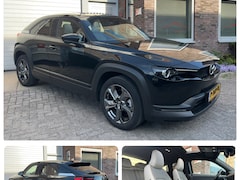 Mazda MX-30 - E-Skyactiv Luxury Schuifdak 1e eigenaar