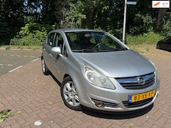 Opel Corsa - 1.4-16V Cosmo Volle automaat half leer Airco APK
