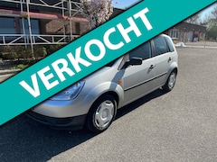 Ford Fiesta - 1.3-8V Champion Trekhaak Boekjes N.A.P