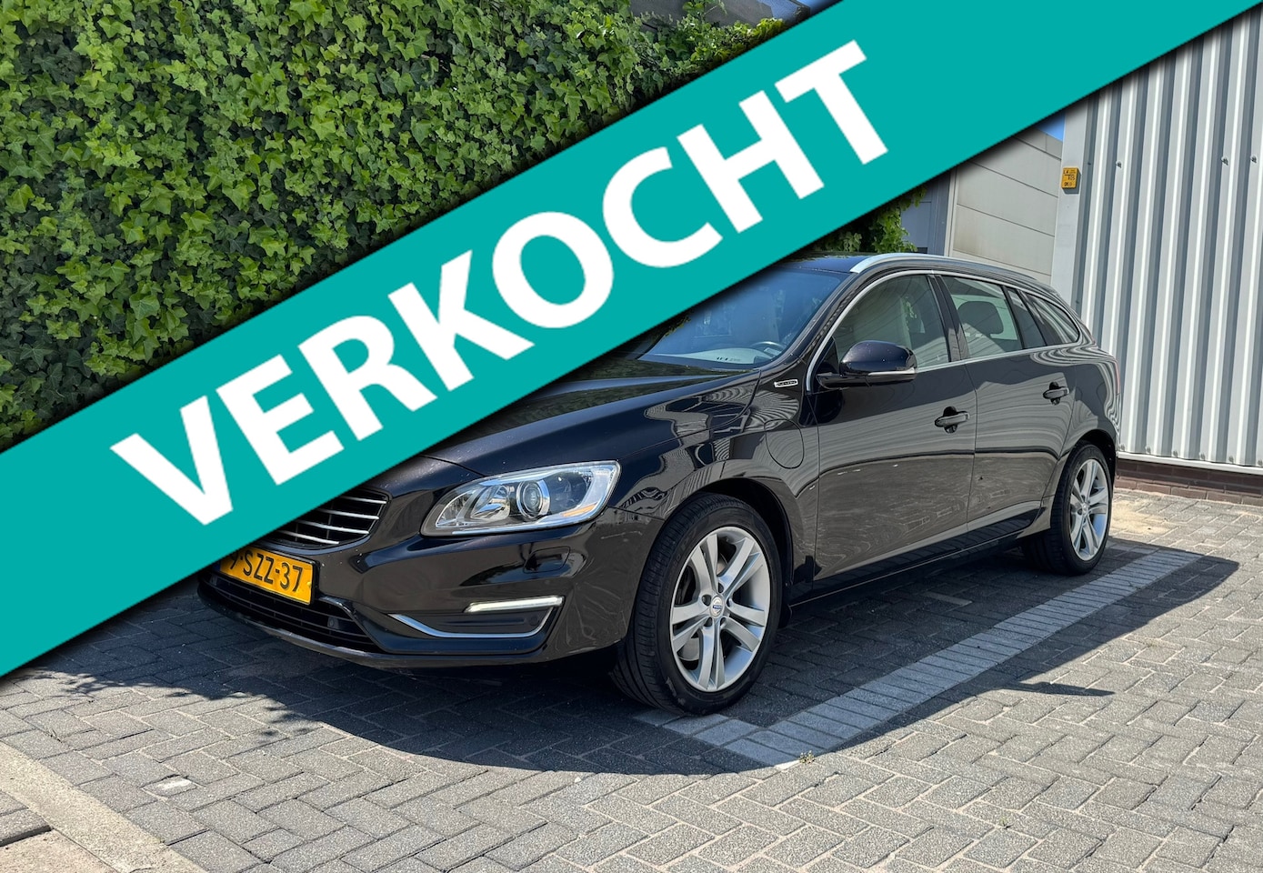 Volvo V60 - 2.4 D6 AWD Plug-In Hybrid Summum 2.4 D6 AWD Plug-In Hybrid Summum |Nieuwe Apk| - AutoWereld.nl
