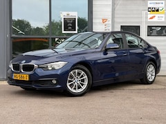 BMW 3-serie - 318i Essential, NAP, LED, NAVI