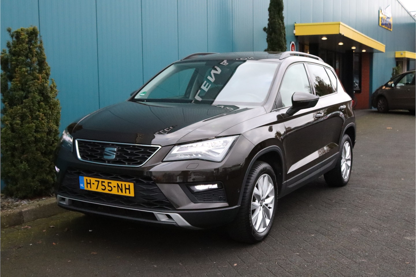 Seat Ateca - 1.5 TSI Style Business Intense PANO|ECC|CRUISE|LED|TREKH|CARPLAY|NAV|LEER|STOELV|PDC|A.R.C - AutoWereld.nl