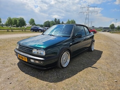 Volkswagen Golf Cabriolet - 2.0 Avantgarde