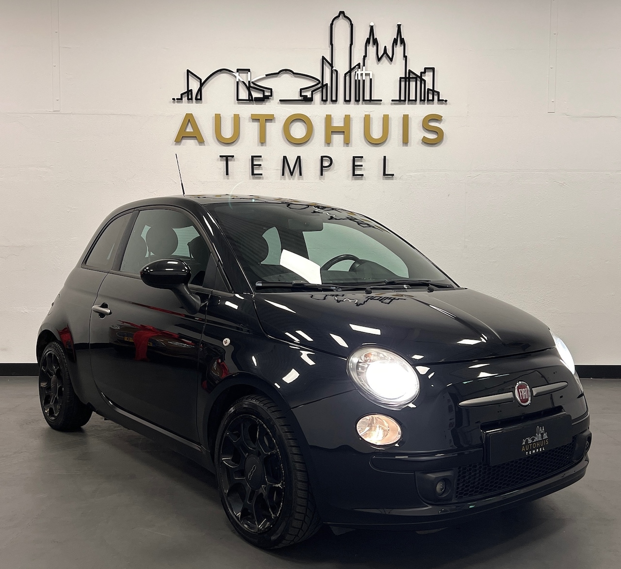 Fiat 500 - 0.9 TwinAir Lounge Airco Leder/Stof Panoramadak Start/Stop - AutoWereld.nl