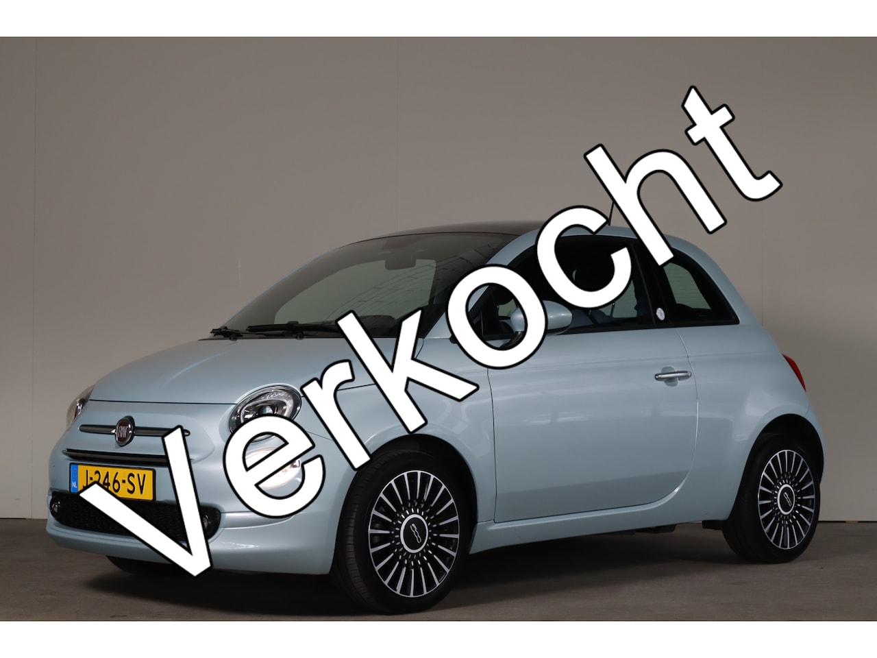 Fiat 500 - 1.0 Hybrid Launch Edition - NL- Auto!! Apple I Airco I Navi - AutoWereld.nl