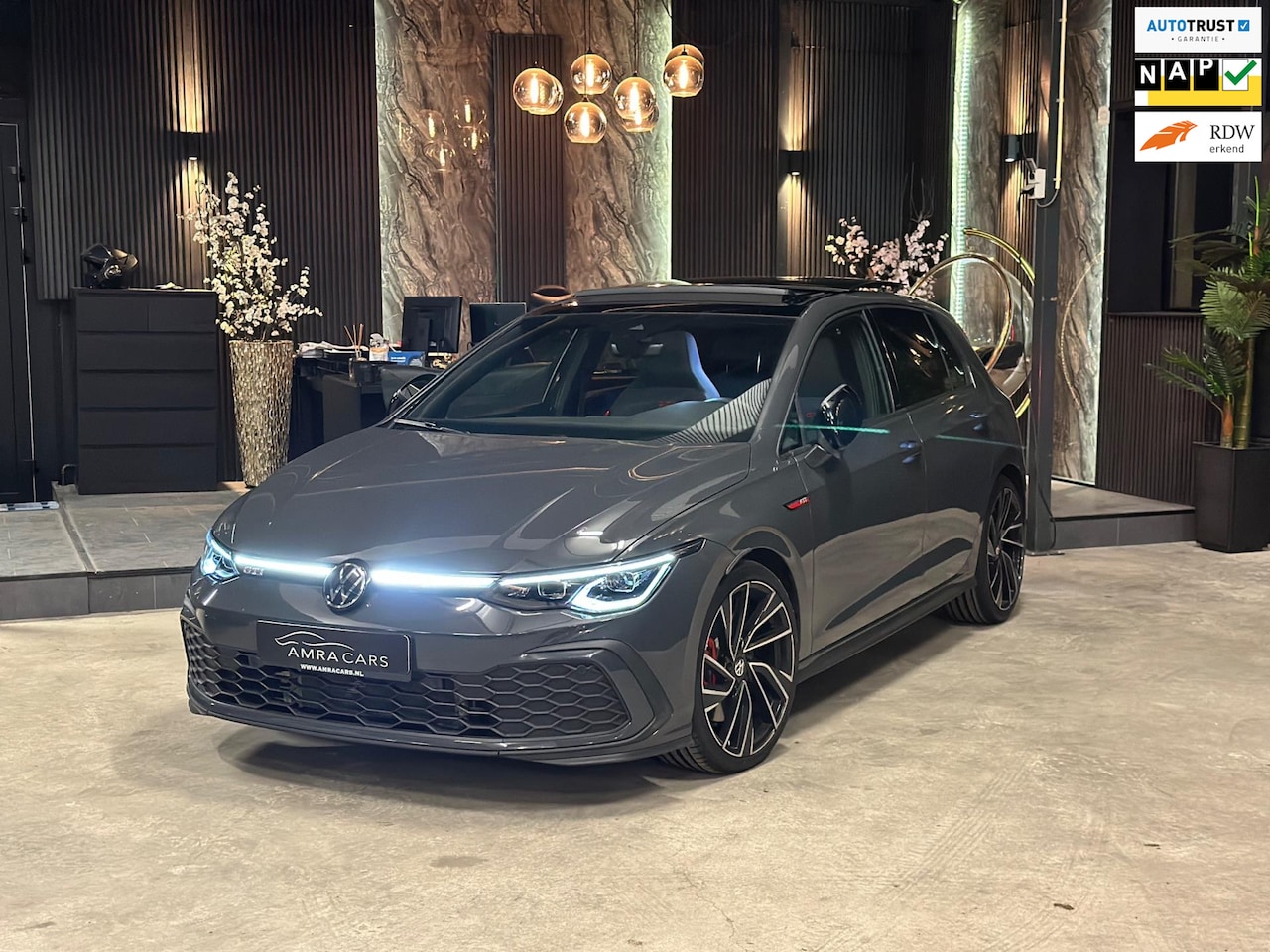 Volkswagen Golf - 2.0 TSI GTI|PANO|BOMVOL - AutoWereld.nl