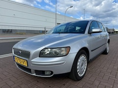 Volvo V50 - 1.8 Edition I /Airco/Cruise/Trekhaak/Nieuwe APK